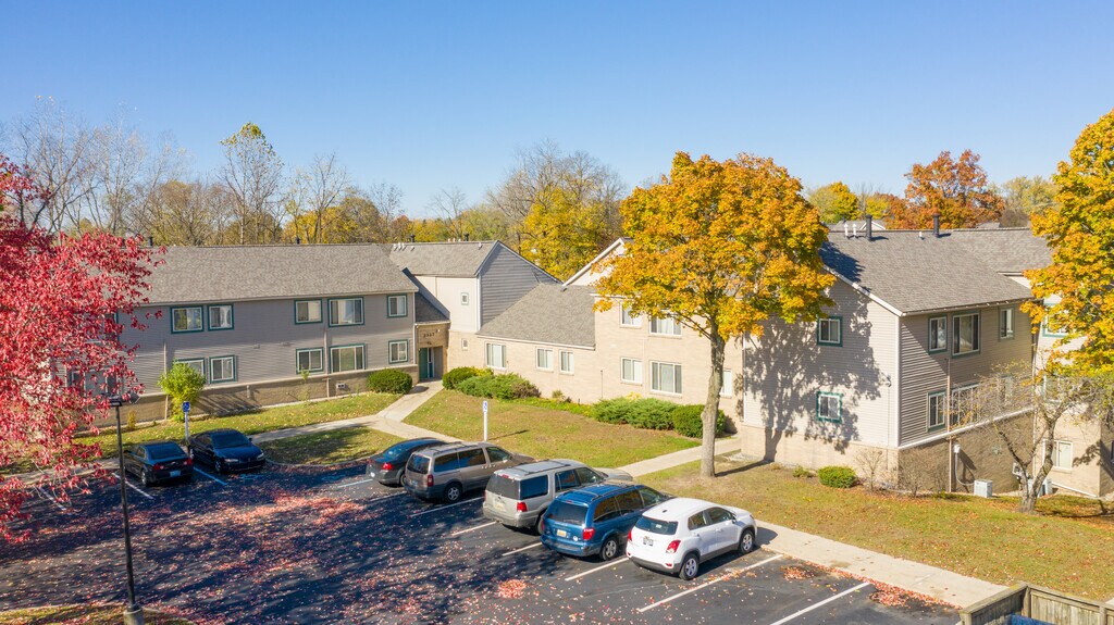 Pheasant Ridge Apartments in Kentwood, MI