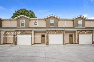 3385 Polly Dr in Clarksville, TN - Building Photo - Building Photo
