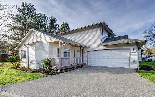 property at 15556 Chestnut Dr SE