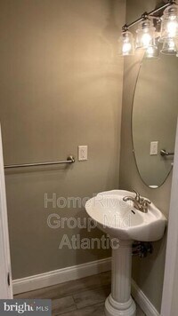 614 Archer St photo'