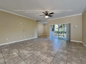10667 Lake Montauk Dr in Riverview, FL - Building Photo - Building Photo