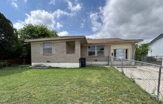 3200 Zephyr Rd in Killeen, TX - Building Photo