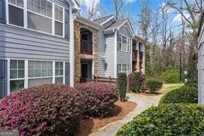 708 Madison Ln S E in Smyrna, GA - Building Photo