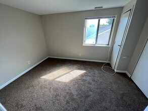 Denrose Townhomes in Amherst, NY - Building Photo - Building Photo