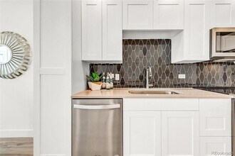 2899 W 52nd Ave, Unit 206 in Denver, CO - Foto de edificio - Building Photo