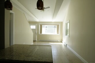 95 E Grand Ave in New Haven, CT - Building Photo - Building Photo
