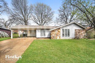 6934 Glenwick Dr in Memphis, TN - Building Photo