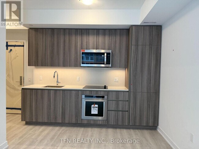 15 Richardson St in Toronto, ON - Building Photo - Building Photo