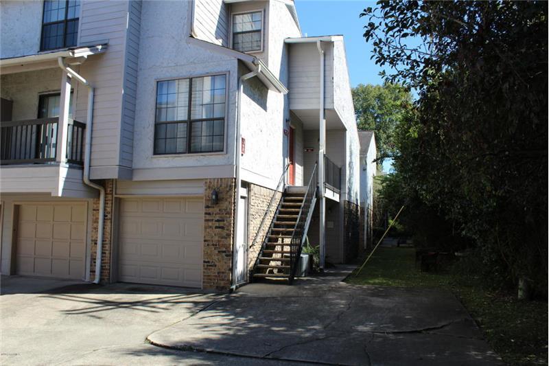 1304 E Bayou Pkwy-Unit -6c in Lafayette, LA - Foto de edificio