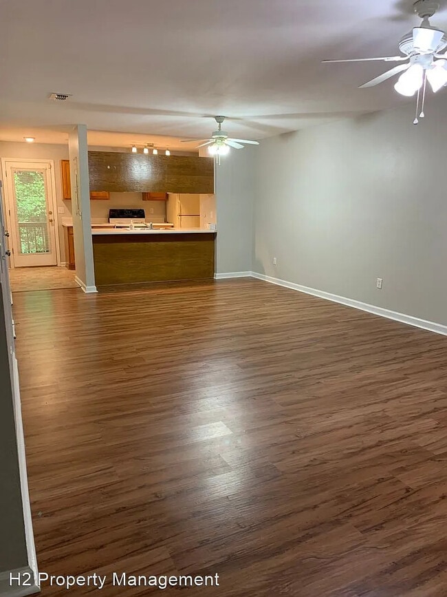 2287 Tina Dr in Tallahassee, FL - Building Photo - Building Photo