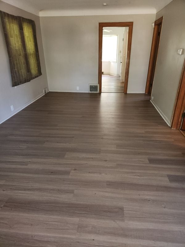 2423 Barth St in Flint, MI - Building Photo - Building Photo