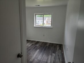 39 Simonds Dr in New Castle, DE - Building Photo - Building Photo