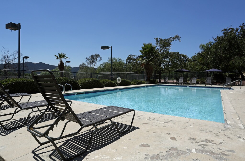 Summer Breeze Apartments Temecula, CA Apartments