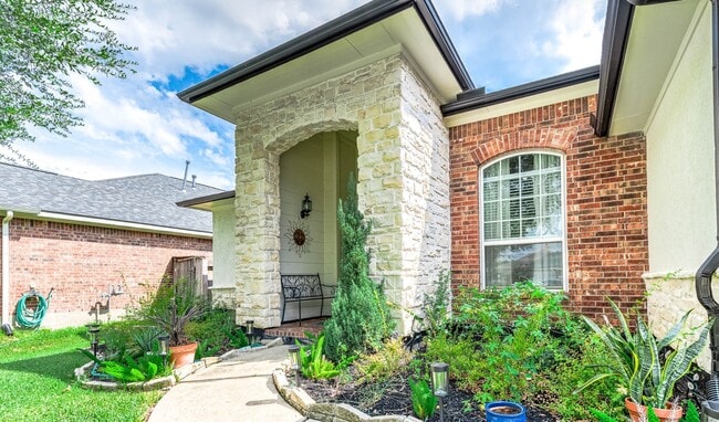 7507 Lone Star Jct St