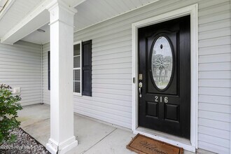 216 Jasmine Ln in Jacksonville, NC - Building Photo - Building Photo