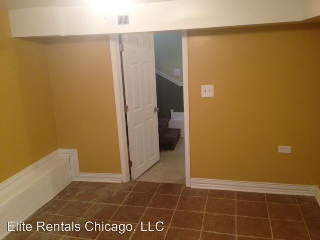 9220 S Manistee Ave in Chicago, IL - Building Photo - Building Photo