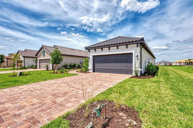 16119 Fortezza Dr in Lakewood Ranch, FL - Building Photo - Building Photo