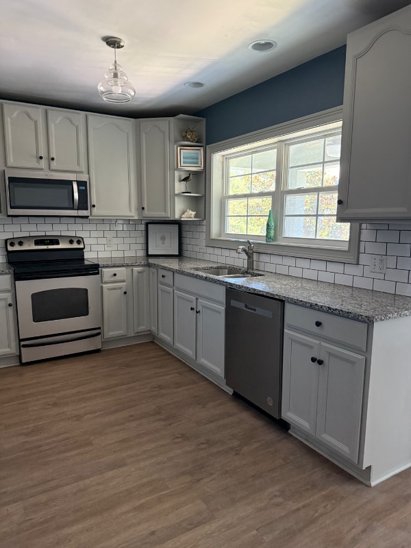 property at 6 Jarvis Creek Ln