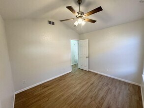 4505 Mistletoe Dr in Wichita Falls, TX - Building Photo - Building Photo