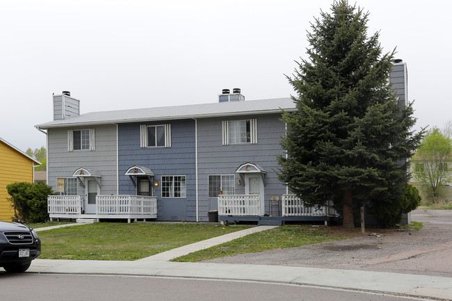 1984 Mineola St in Colorado Springs, CO - Foto de edificio - Building Photo