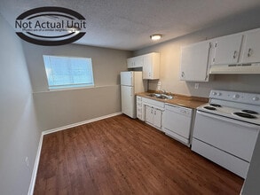 7305 N Moberly Dr in Columbia, MO - Building Photo - Building Photo