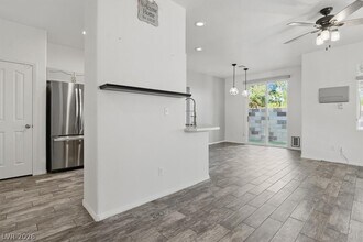 1193 Stormy Valley Rd in Las Vegas, NV - Building Photo - Building Photo