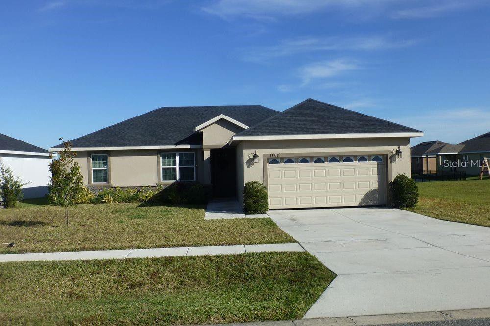 33918 Emerald Pond Loop in Leesburg, FL - Building Photo