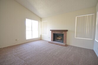 3923 W Denver St in Chandler, AZ - Building Photo - Building Photo