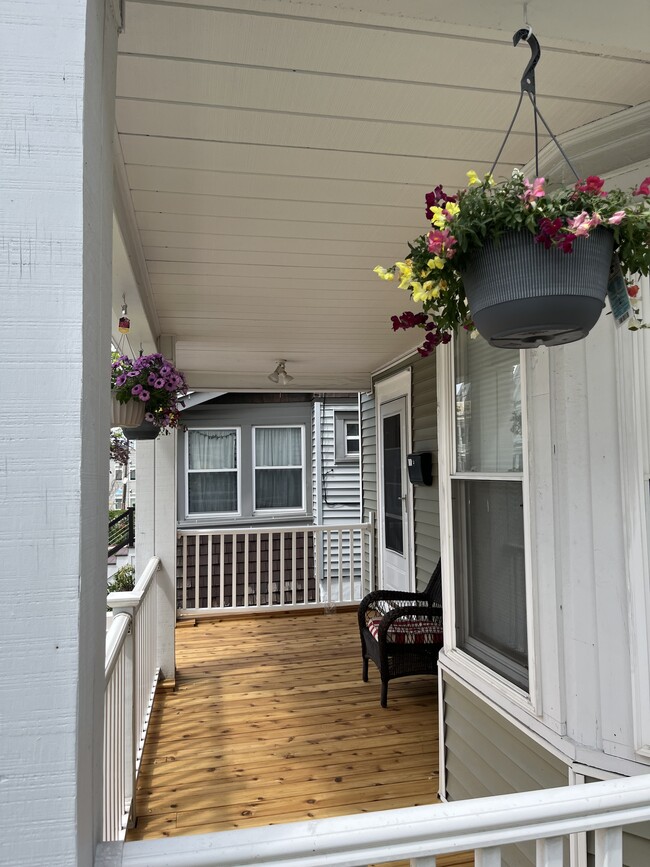 25 Besch Ave in Albany, NY - Building Photo - Building Photo