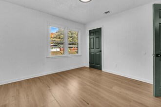 3253 Kimball Ave in Memphis, TN - Foto de edificio - Building Photo