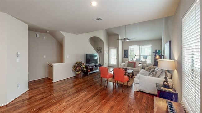 property at 1321 Paige St