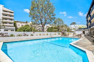 10982 Roebling Ave, Unit 520 in Los Angeles, CA - Building Photo