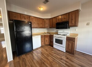 314 Jackson St in Philadelphia, PA - Building Photo - Building Photo