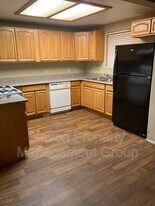 32 W 7th St in Tracy, CA - Building Photo