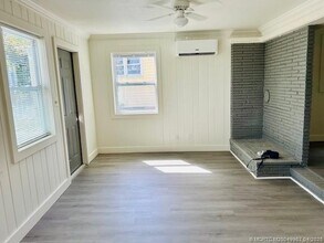 4160 NE Indian River Dr in Jensen Beach, FL - Building Photo - Building Photo