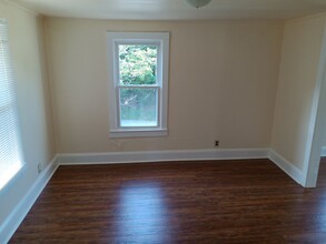 307 E Poplar St in Johnson City, TN - Building Photo - Building Photo