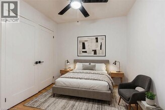 461 King St E in Hamilton, ON - Building Photo - Building Photo