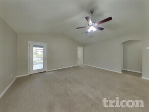 1940 Hunters Trace Cir in Middleburg, FL - Building Photo - Building Photo