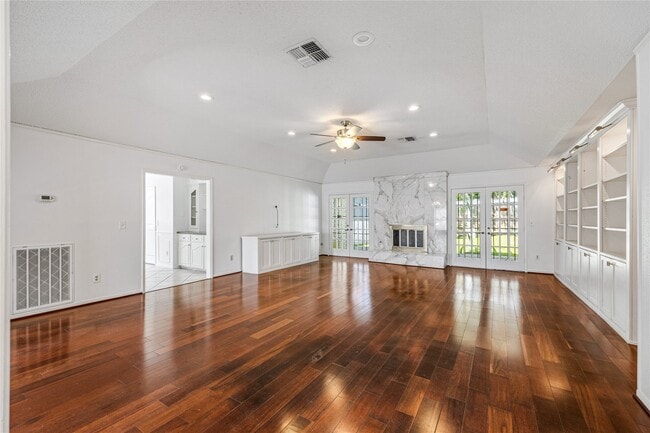 11906 Pepperdine Ln