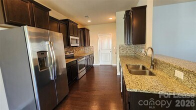 508 Knothole Ln in Charlotte, NC - Building Photo - Building Photo