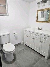 404 NW 68th Ave, Unit 304 in Plantation, FL - Building Photo - Building Photo