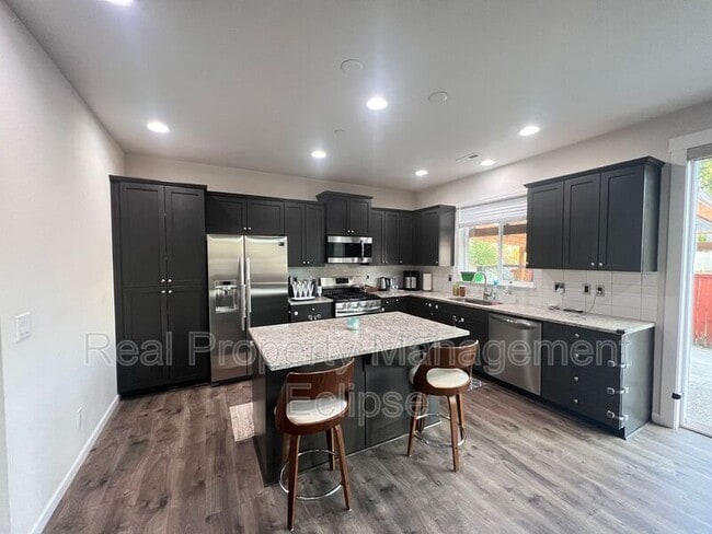 19205 14TH AVE SE in Bothell, WA - Building Photo - Building Photo