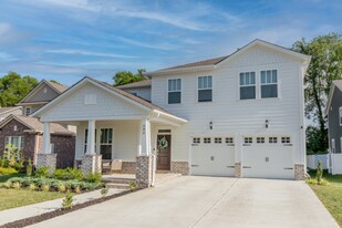 192 Picasso Cir in Hendersonville, TN - Building Photo