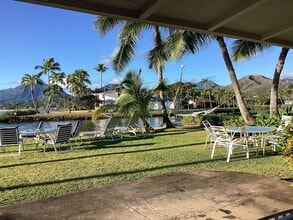 650 Kaimalino St in Kailua, HI - Building Photo - Building Photo