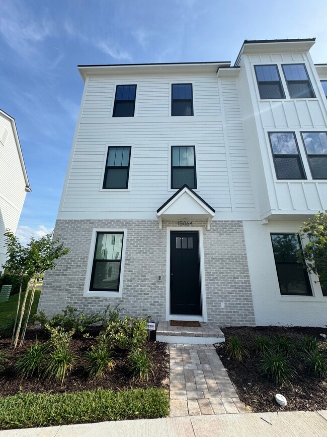 property at 15064 Grove Lake Dr