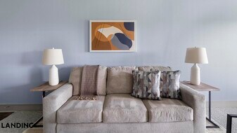 18021 Kingsland Blvd in Houston, TX - Building Photo