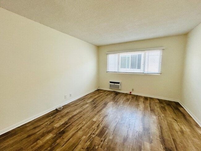 ven108 in Culver City, CA - Building Photo - Building Photo