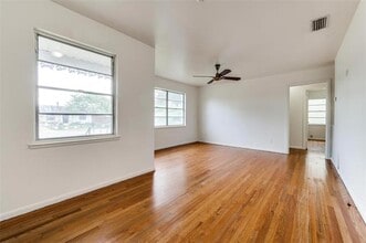 1623 Milner Rd in Irving, TX - Building Photo - Building Photo
