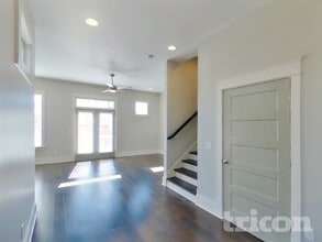 1257 Hillwood Private Cove in Nashville, TN - Foto de edificio - Building Photo