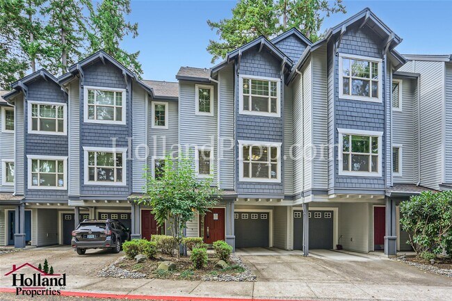 2077 NE 50th Way in Hillsboro, OR - Building Photo - Building Photo